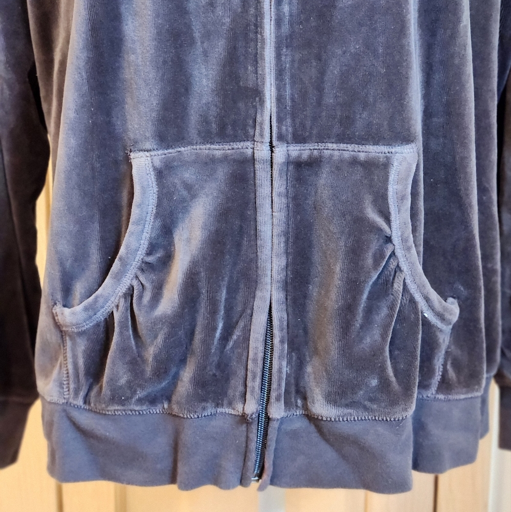4 for $15 NEW CONDITION ALTHLEISURE JACKET - Picture 2 of 8